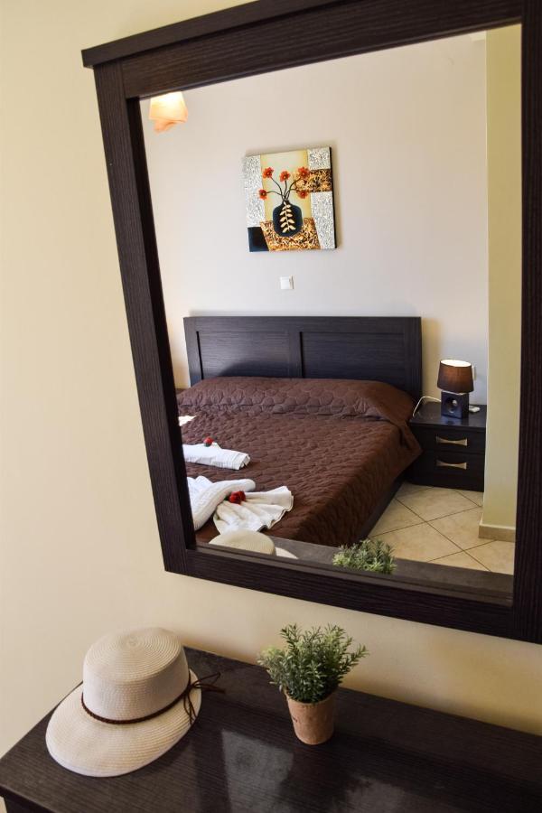 Rubini Homes Agia Marina  ภายนอก รูปภาพ
