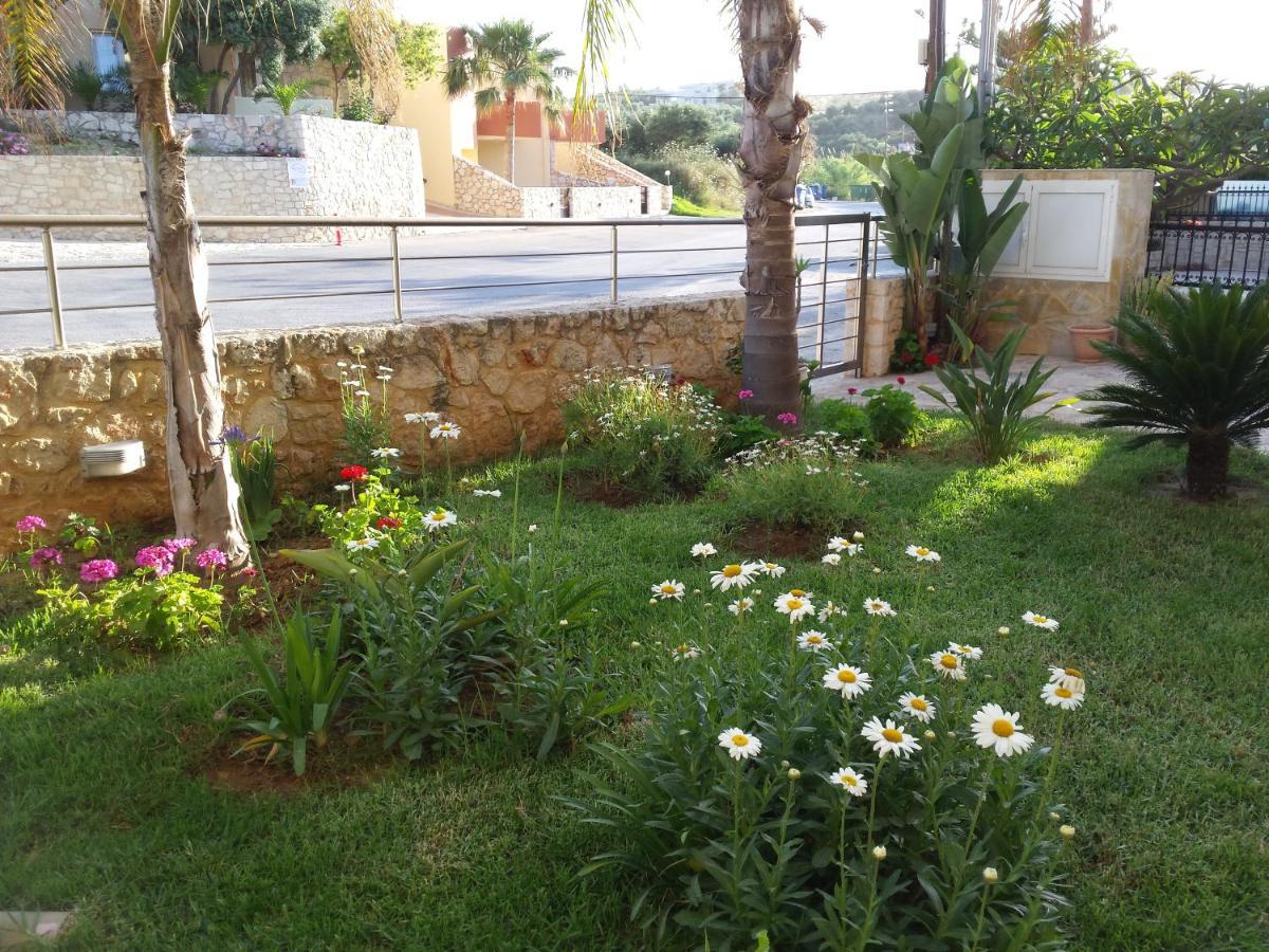 Rubini Homes Agia Marina  ภายนอก รูปภาพ